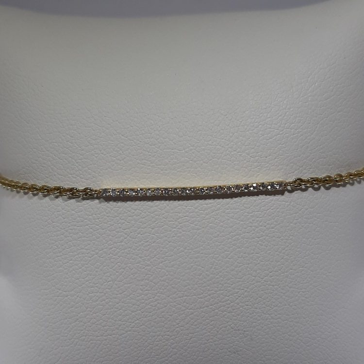 Bracelet barrette en pavage diamants en or jaune 18k